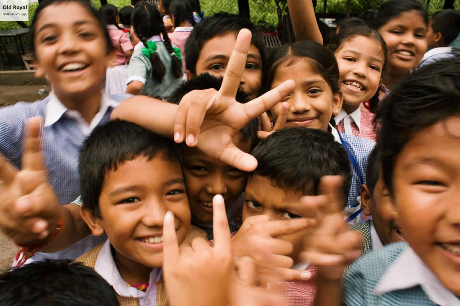 niños felices